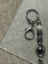 Load image into Gallery viewer, Bling Sliver Keychain
