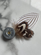 Load image into Gallery viewer, Feathered Frog hat pins