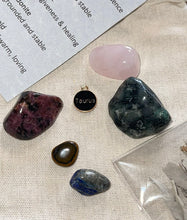 Load image into Gallery viewer, Zodiac Comfort Bag