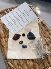 Load image into Gallery viewer, Zodiac Comfort Bag