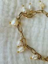 Load image into Gallery viewer, Gold Pearled Bracelet ￼
