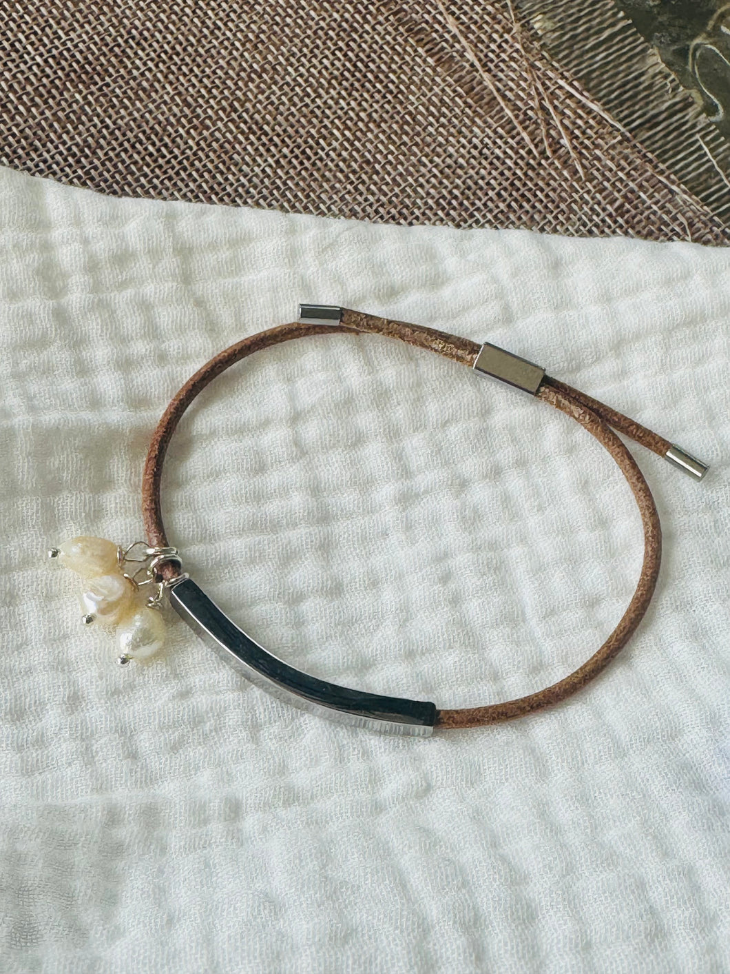 Leather Pearl Bracelet 1